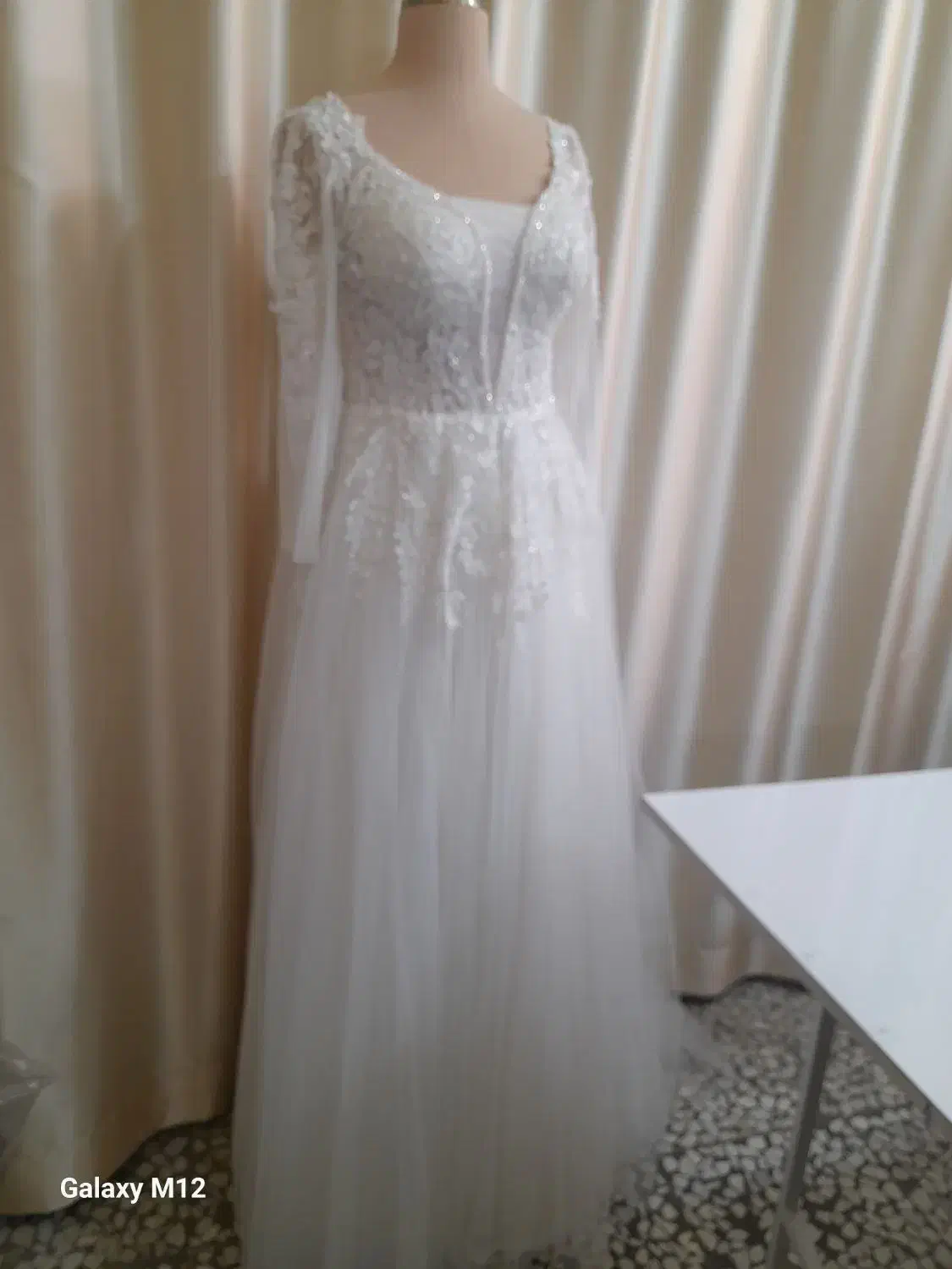 لباس عروس اروپایی|لباس|بابل, |دیوار