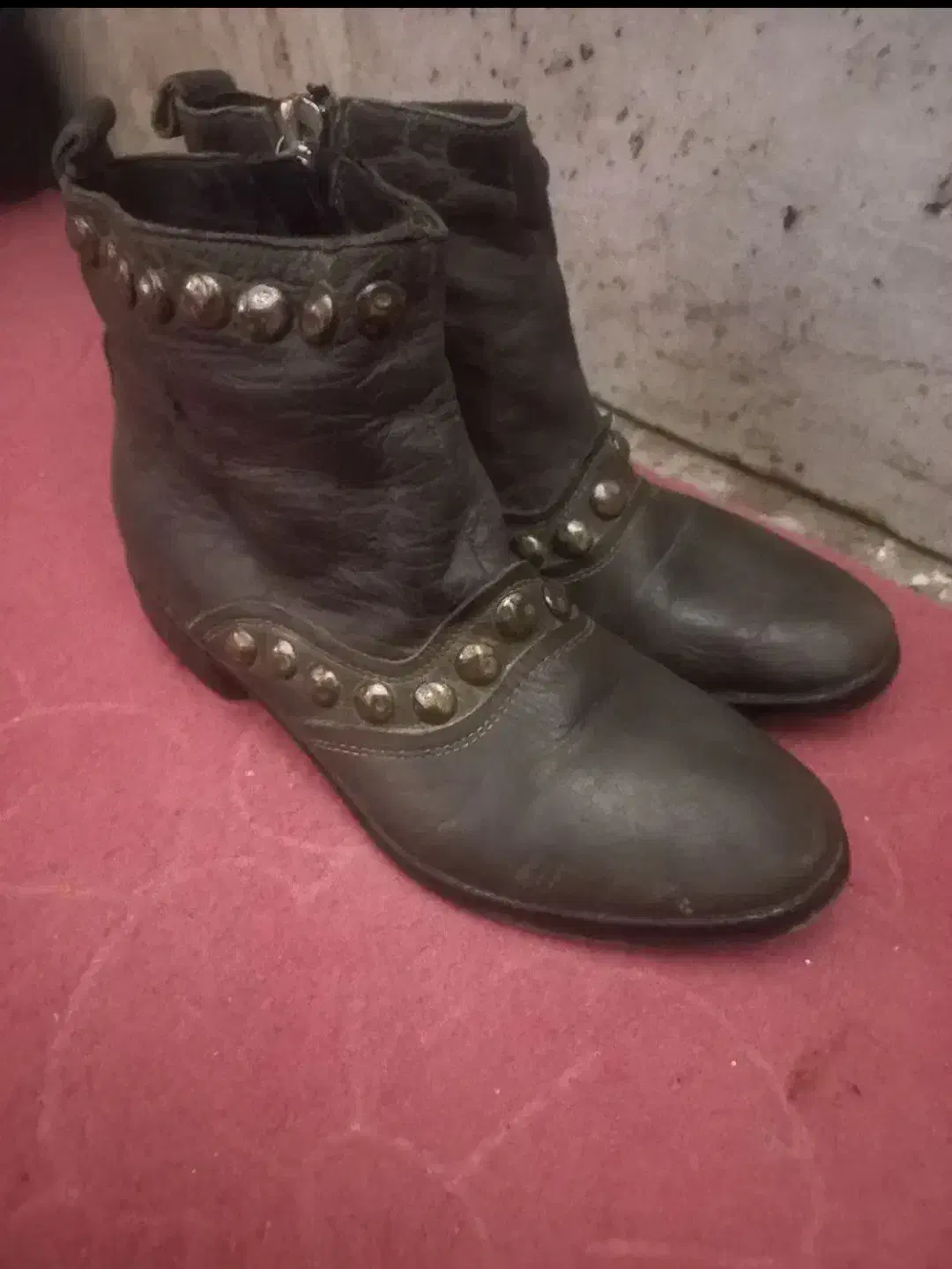 کفش چکمه|کیف، کفش، کمربند|زاهدان, |دیوار