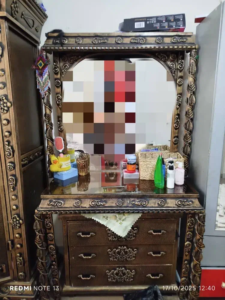 سویس خواب|تخت و سرویس خواب|مشهد, سیلو|دیوار