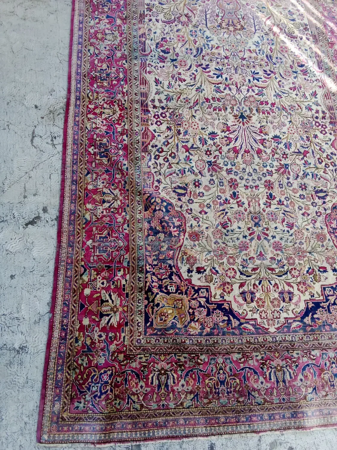 فرش قدیمی دستبافت|فرش|همدان, |دیوار