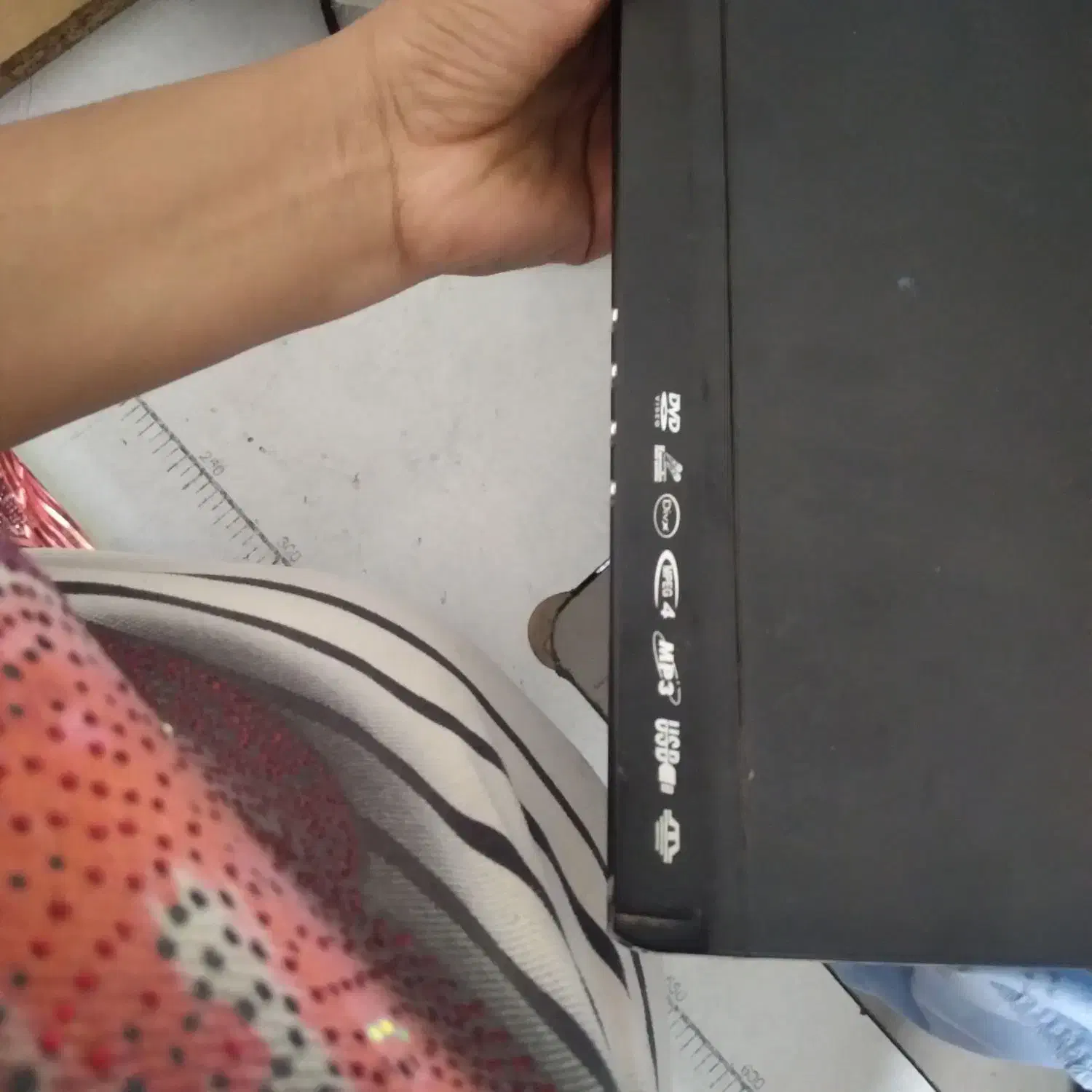 فروش فوری DVD و سی دی|پخشکننده DVD و ویدیو|شیراز, سلطان آباد|دیوار