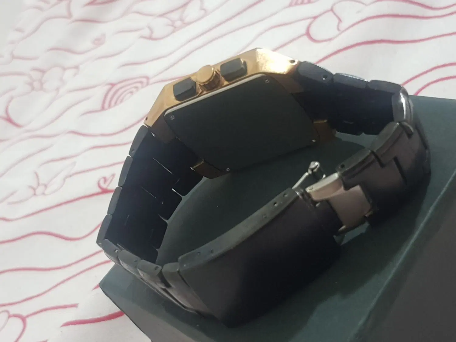 ساعت|ساعت|گرگان, |دیوار