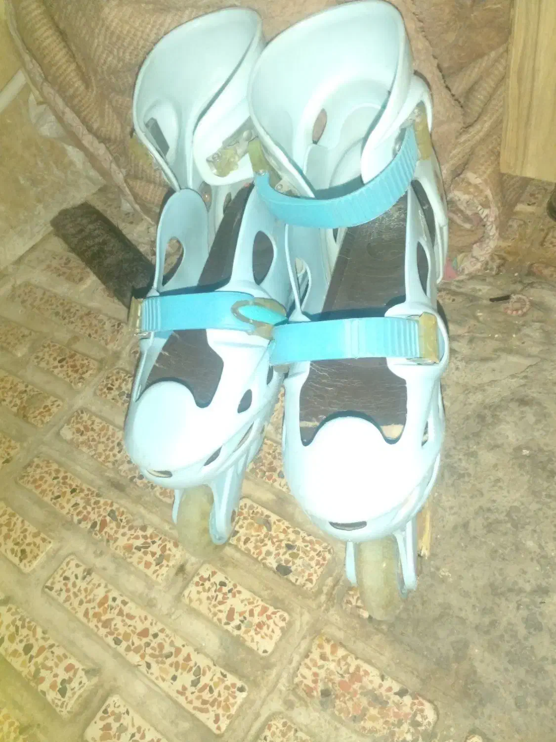 کفش اسکیت|دوچرخه، اسکیت، اسکوتر|تبریز, |دیوار