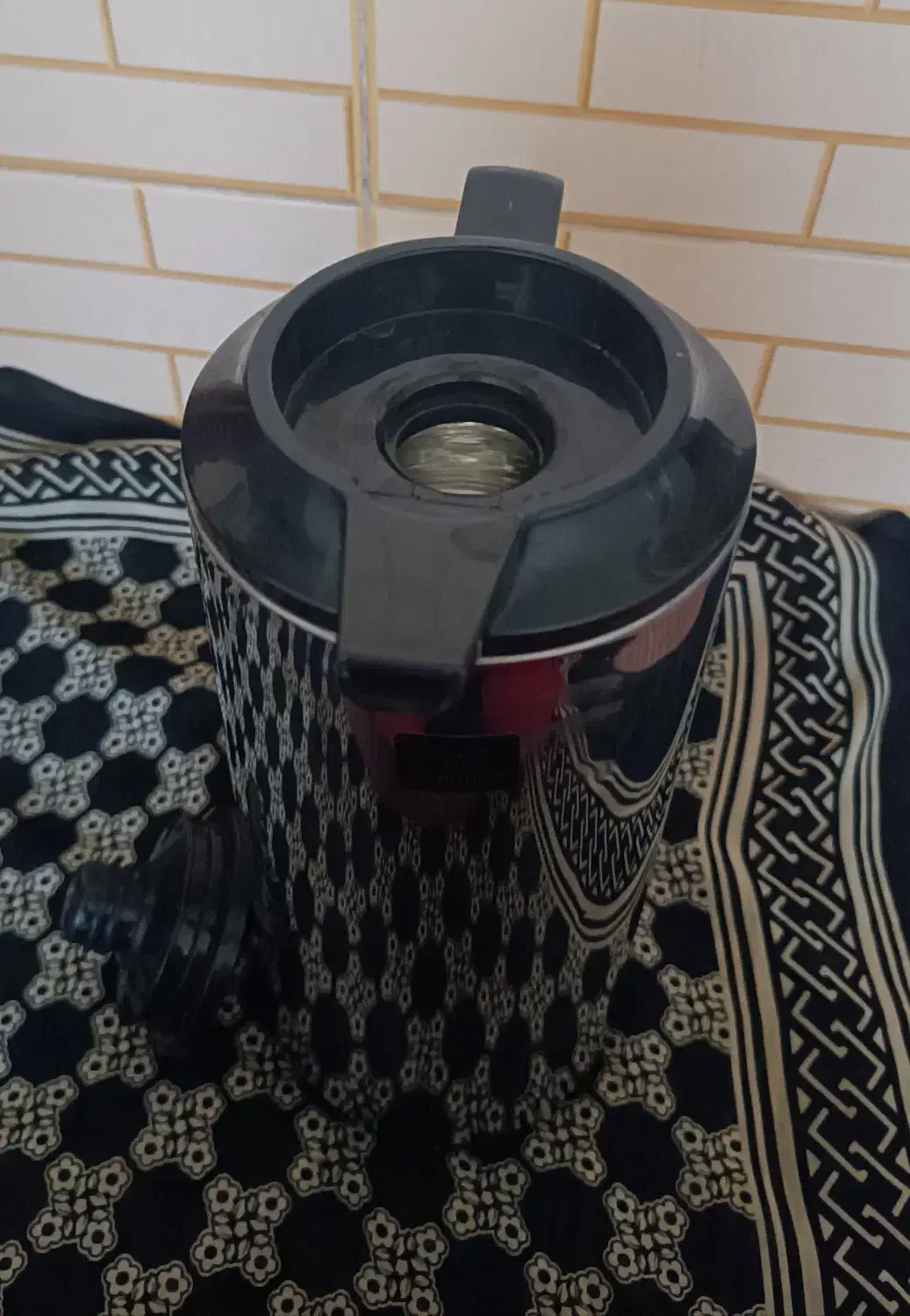 فلاسک استیل 2لیتری نو معاوضه با جعبه ابزار|قوری، کتری، قهوه‌ساز دستی|شیراز, گل سرخ|دیوار