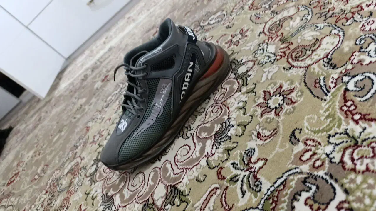 کتانی|کیف، کفش، کمربند|زرندیه, |دیوار