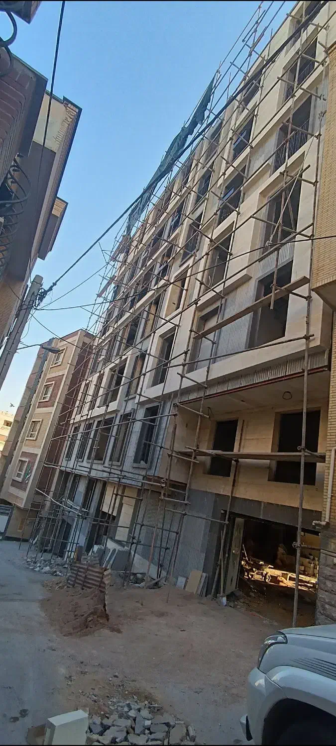 نیازمند شاگرد گچسار|استخدام معماری، عمران و ساختمانی|صدرا-فارس, فاز ۲|دیوار