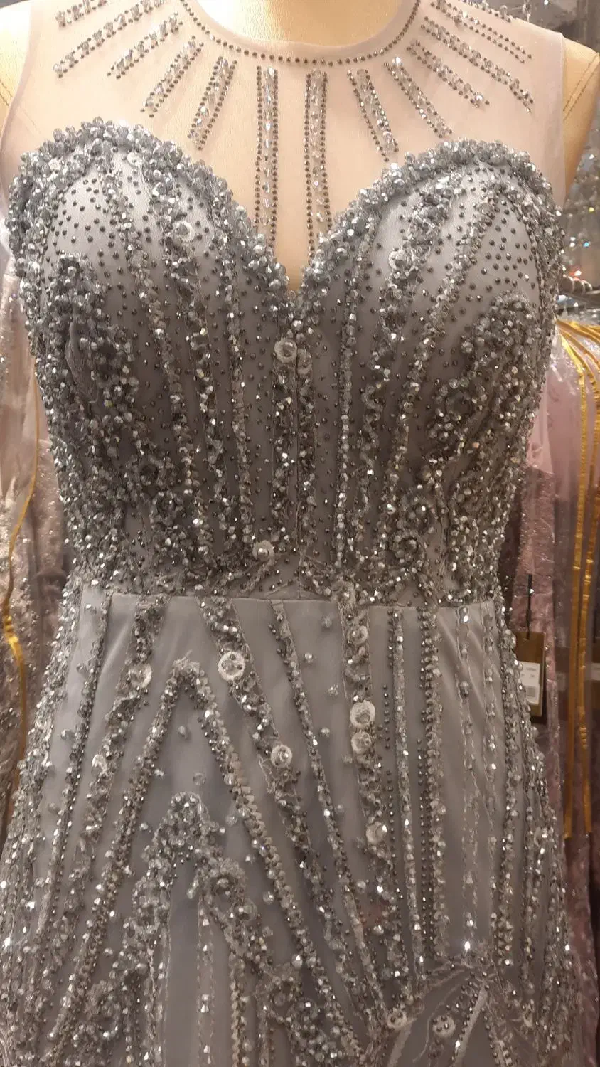 لباس مناسب عقد و مجالس کاملا سنگ دوزی|لباس|ملایر, |دیوار