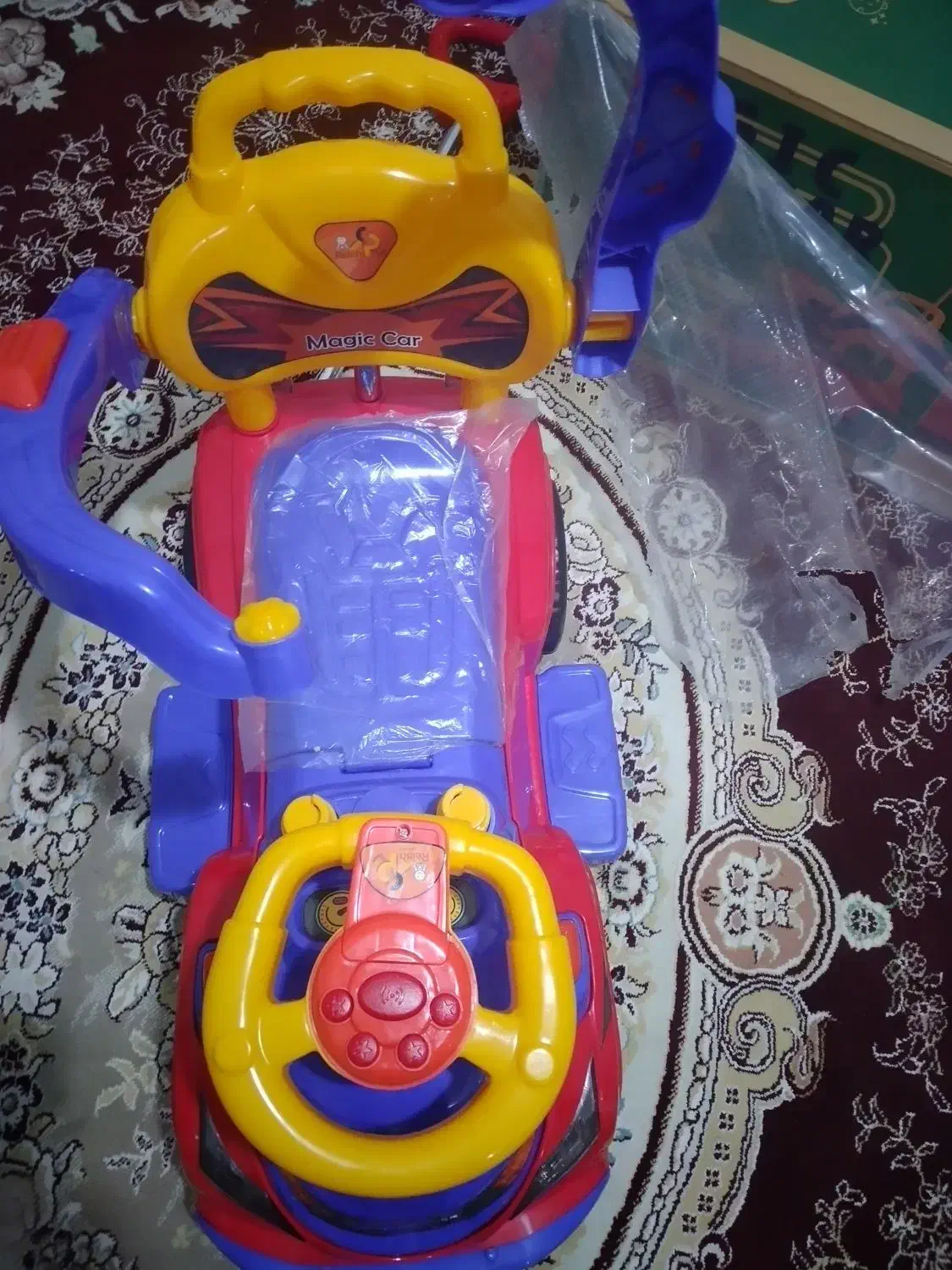 ماشین بیرون بر  بچه  کاملا سال بدون ایرادی نونو|اسباب و اثاث بچه|اراک, |دیوار