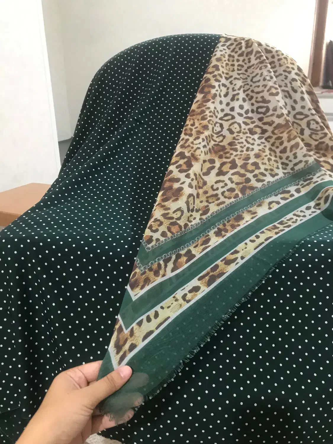 روسری طرح چنل|لباس|بندر ترکمن, |دیوار