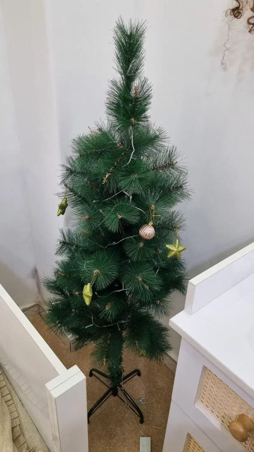 درخت کریسمس|گل مصنوعی|رشت, اسماعیل آباد|دیوار