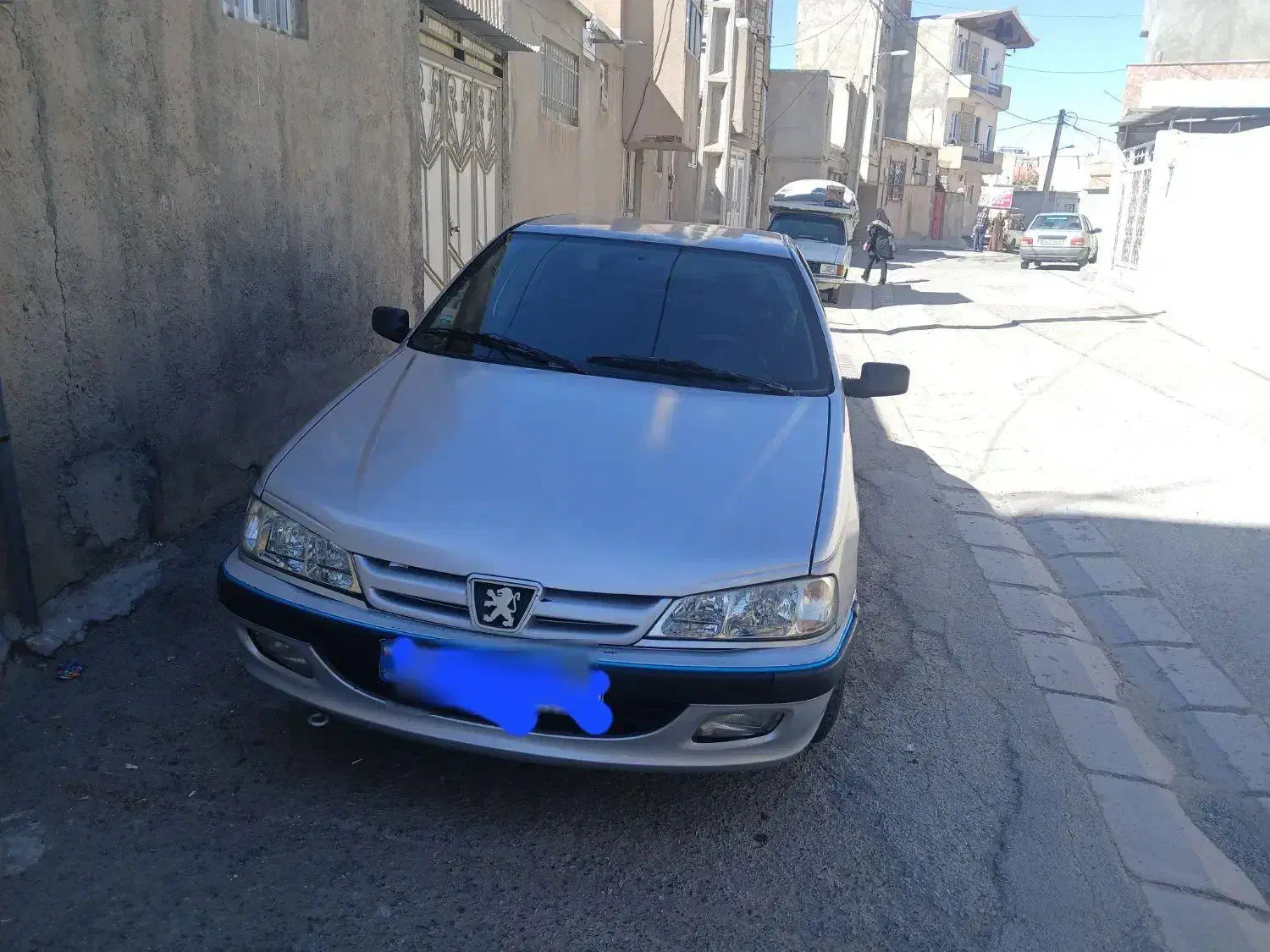 پژو پارس مدل ۸۲|خودرو سواری و وانت|تویسرکان, |دیوار