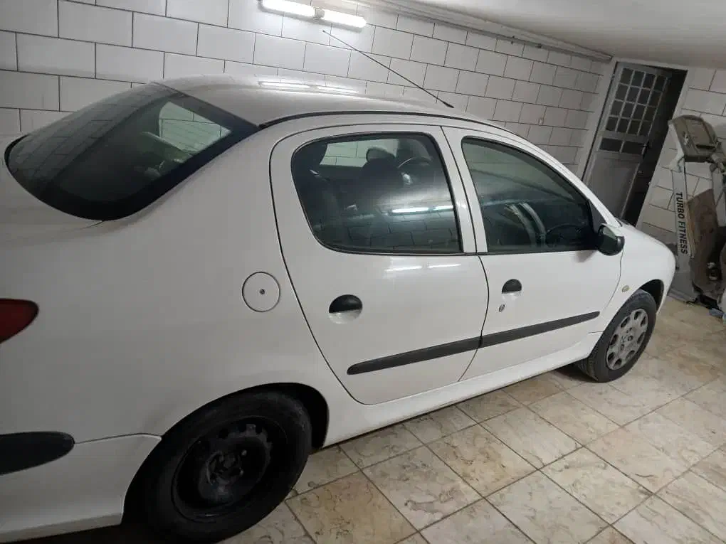 پژو 206 SD V8، مدل ۱۳۹۳|خودرو سواری و وانت|شیراز, ستارخان|دیوار