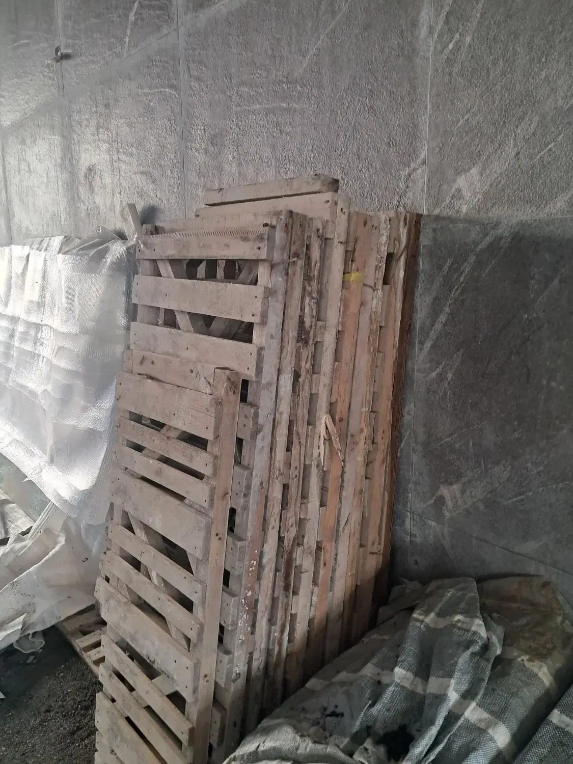 فروش پالت|مصالح و تجهیزات ساختمان|سلمان‌شهر, |دیوار