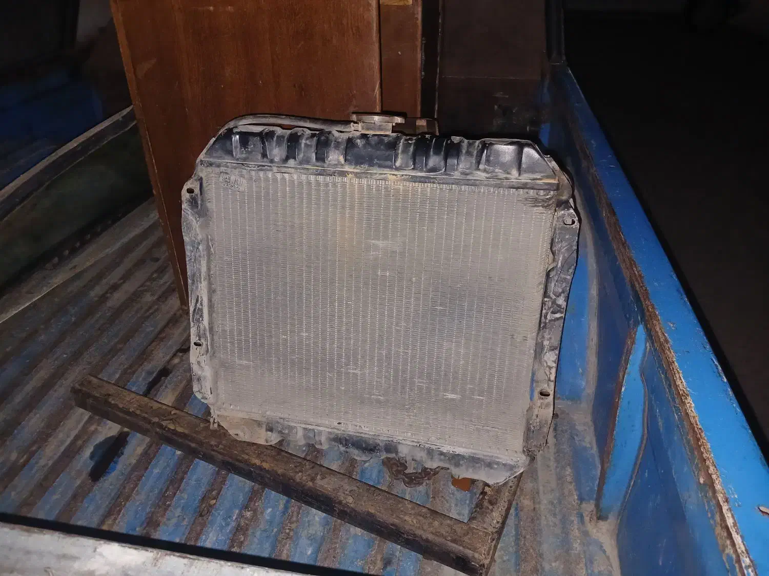 فروش رادیاتور برنجی ۵لول بدون هیچ خرابی سالم سالم|قطعات یدکی و لوازم جانبی|زرگرشهر, |دیوار