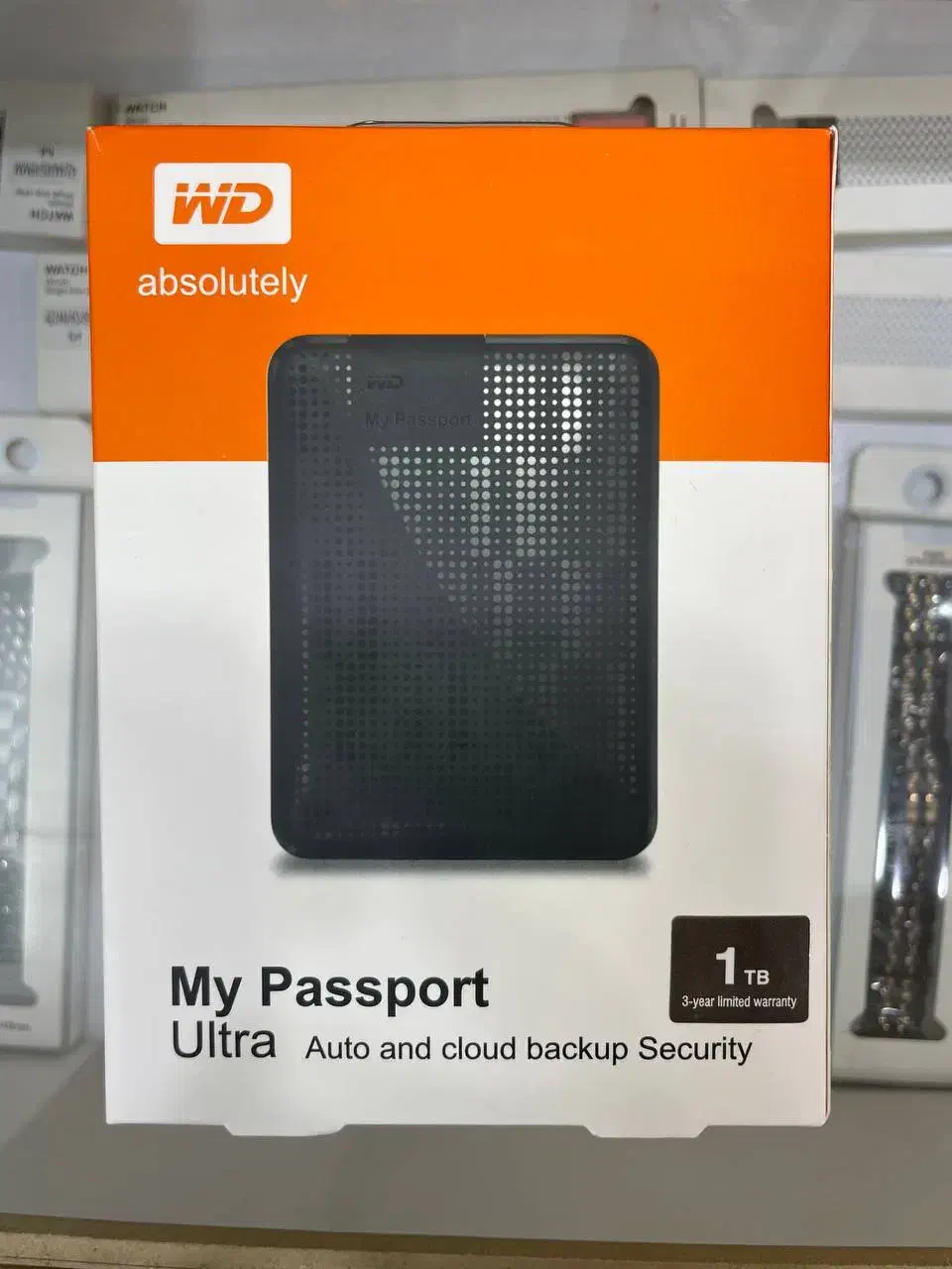 هارد اکسترنال ۱ ترابایت وسترن دیجیتال و ۵۰۰ گیگ|قطعات و لوازم جانبی رایانه|قائم‌شهر, |دیوار