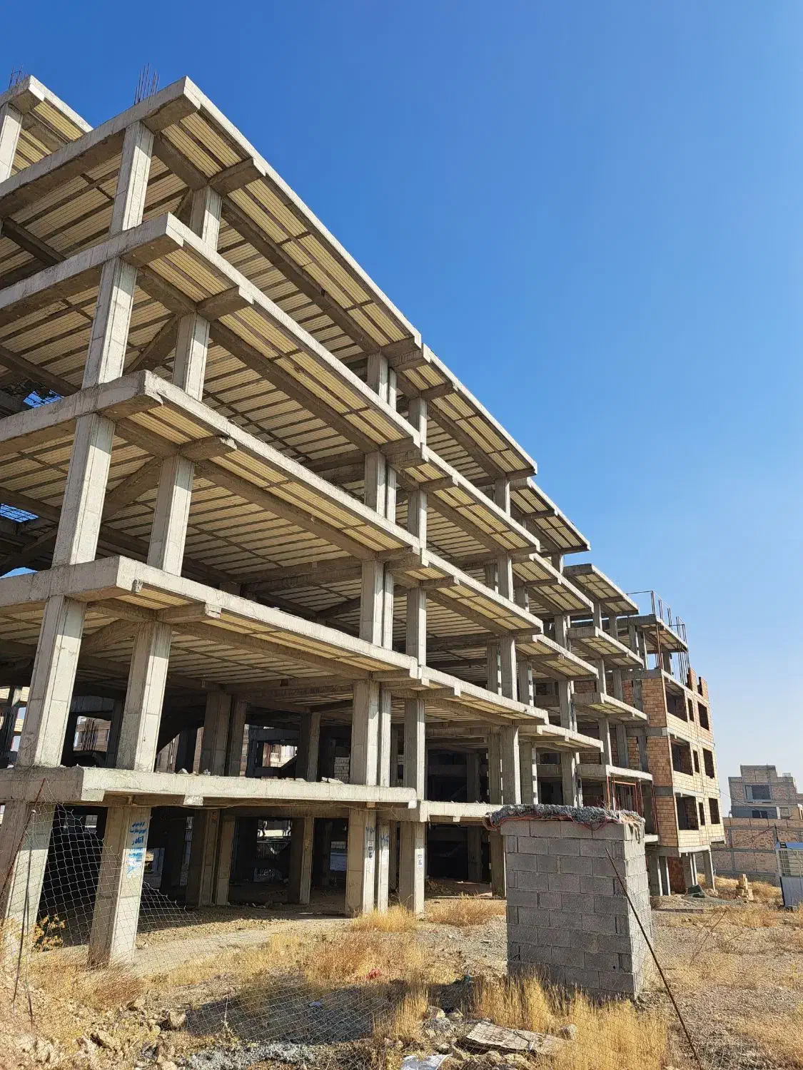 آپارتمان اسکلت بتن ۵طبقه شهرک زیباشهر|فروش آپارتمان|ارومیه, |دیوار