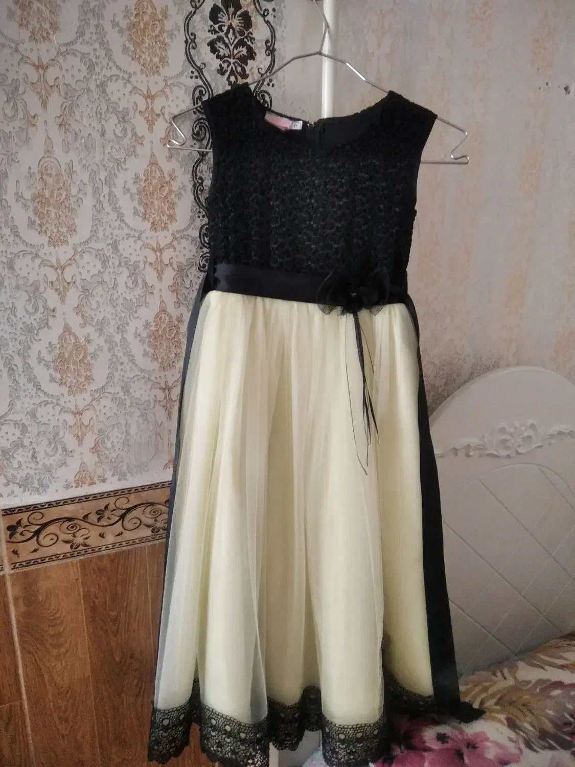 پیراهن دخترانه مجلسی مشکی لیمویی|کفش و لباس بچه|کرمانشاه, |دیوار