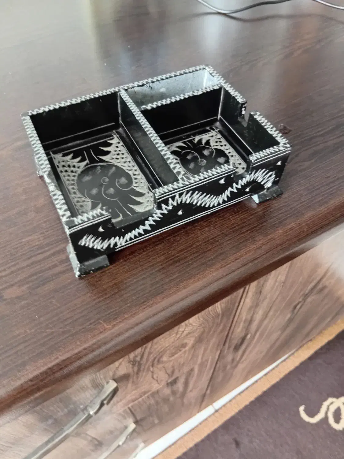 جا سیگاری رو میزی|کلکسیون اشیاء عتیقه|قزوین, |دیوار