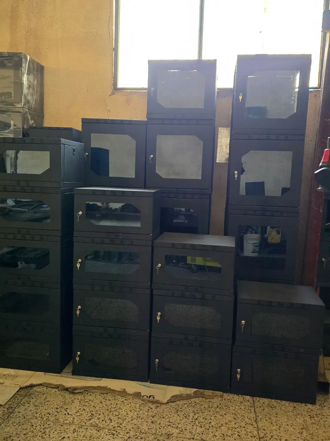 رک دیواری و رک شبکه|مودم و تجهیزات شبکه|تبریز, |دیوار