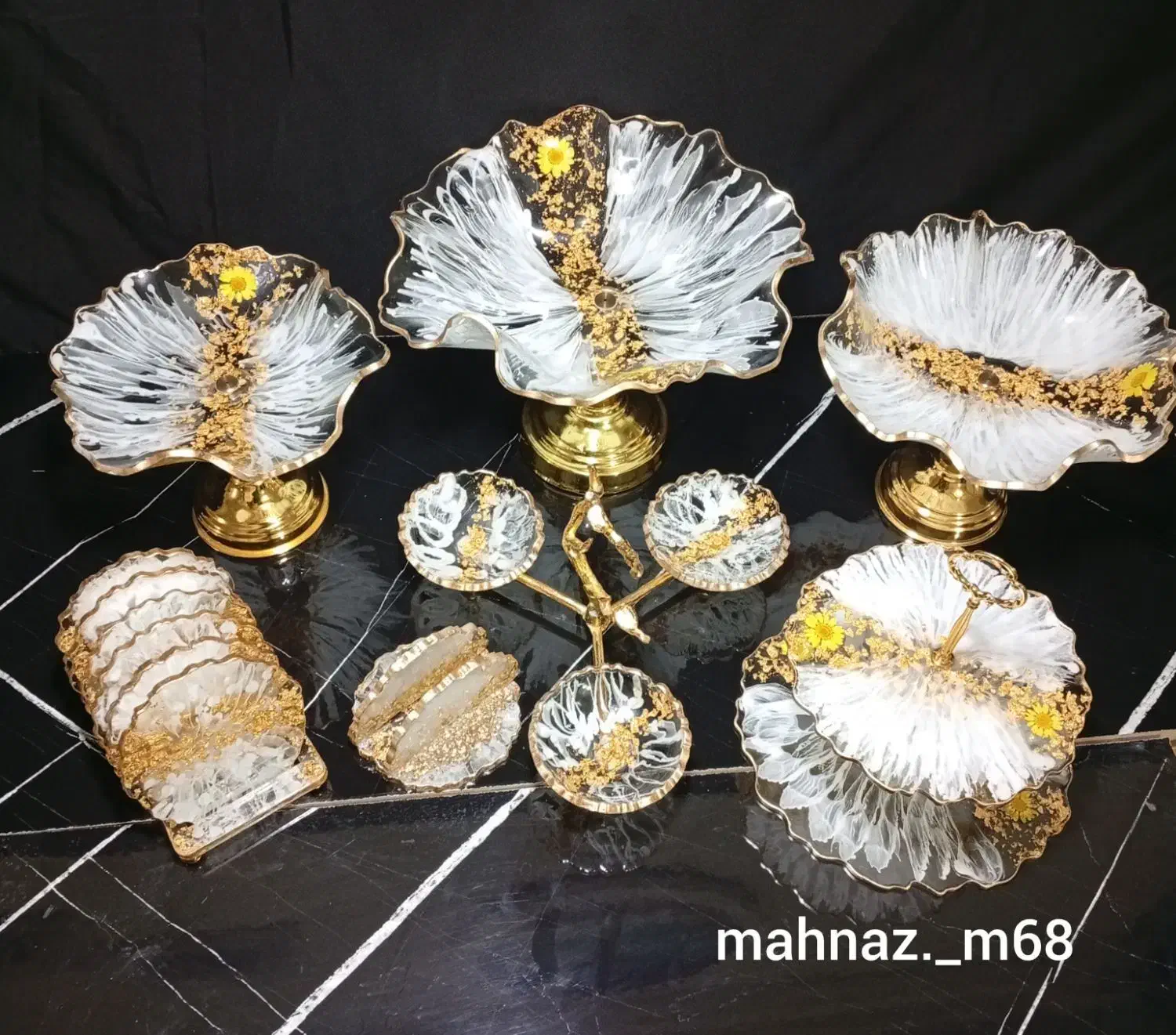 سرویس پذیرایی رزینی به همراه ساعت|ظروف سرو و پذیرایی|گرگان, |دیوار