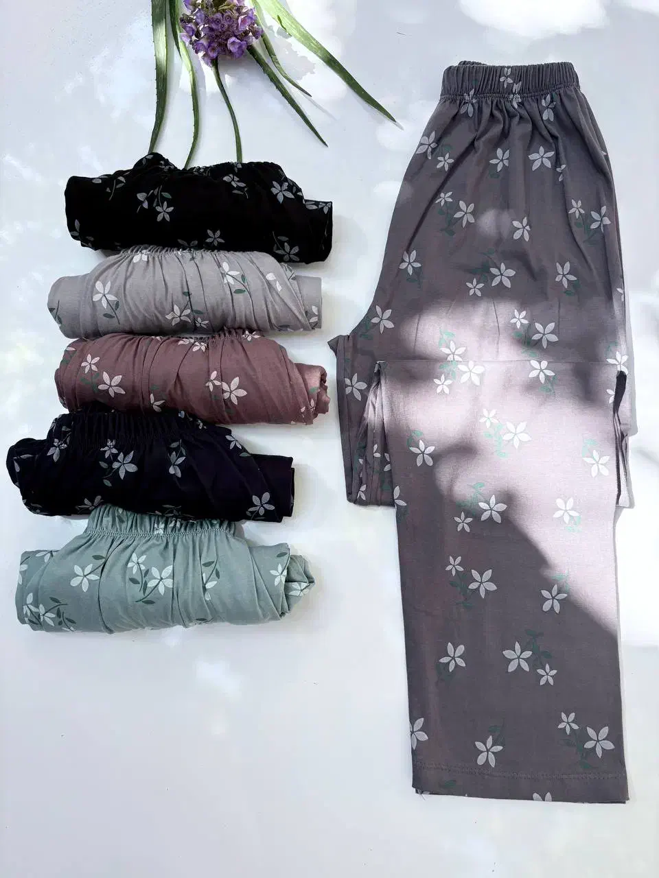 شلوار|لباس|مشهد, شفا|دیوار