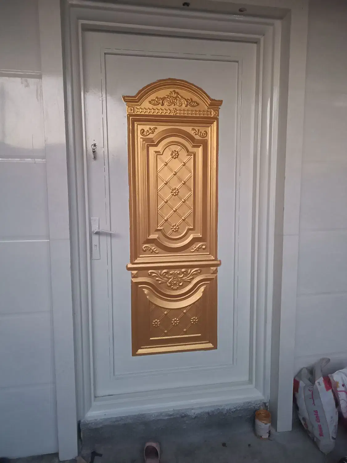 رنگ آمیزی درب پنجره ساختمان|خدمات پیشه و مهارت|رامهرمز, |دیوار