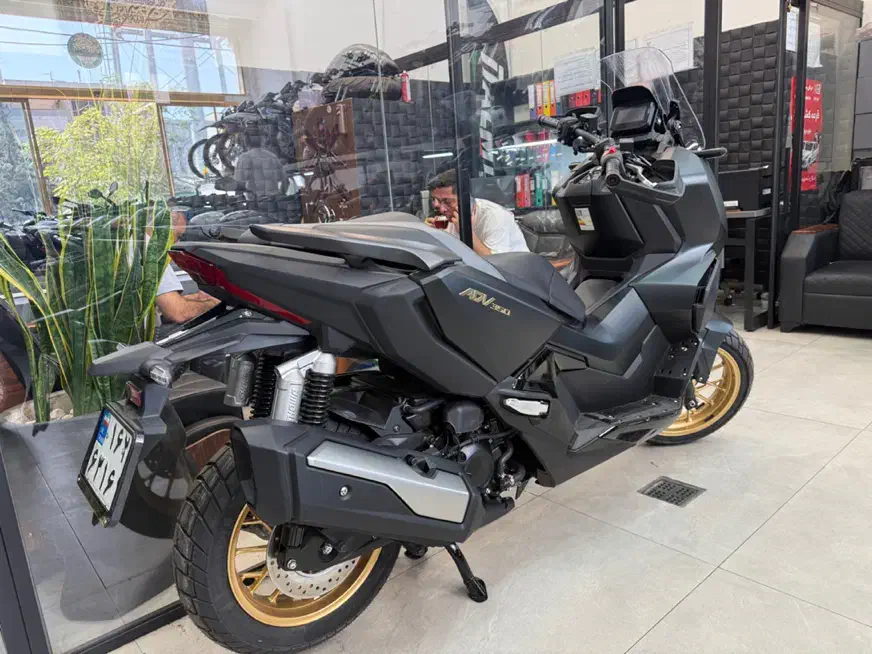 هوندا adv350|موتورسیکلت|تهران, جنت‌آباد مرکزی|دیوار