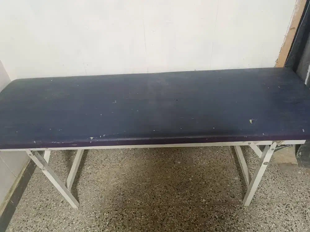 ارایشگاه|آرایشگاه و سالن‌های زیبایی|زهک, |دیوار