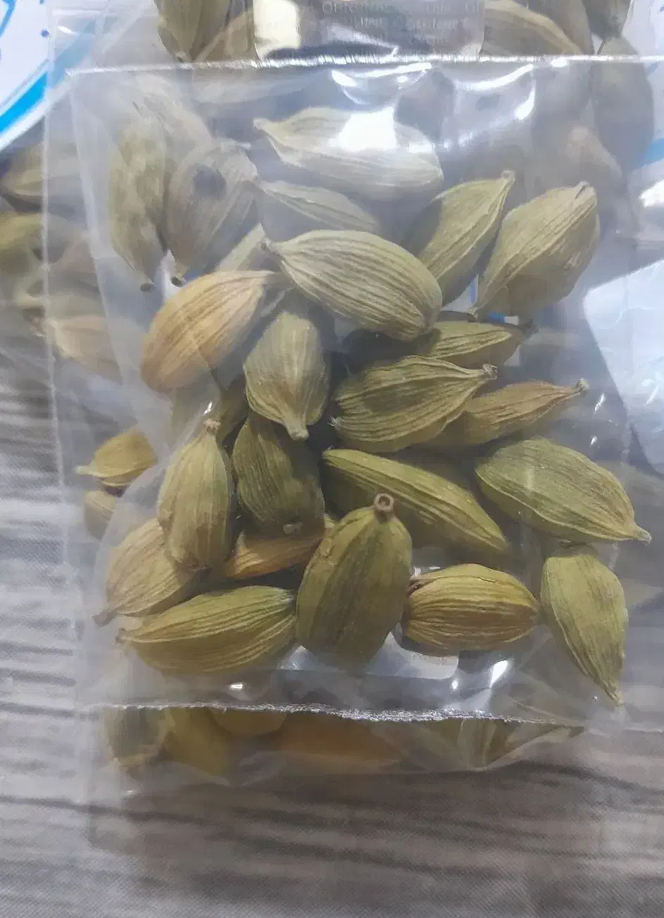 هل سبز اکبر(بنفش)درجه یک و بی نظیر|خوردنی و آشامیدنی|پاکدشت, شهرک امام رضا|دیوار