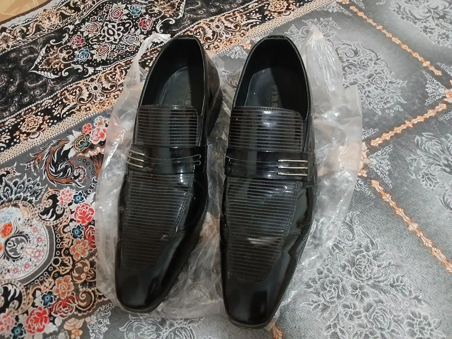 کفش مردانه سایز ۴۲|کیف، کفش، کمربند|کرج, کوی امامیه|دیوار