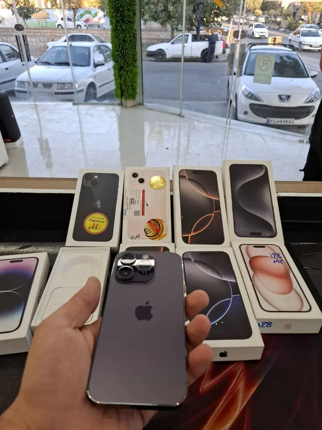 اپل iphone 14 pro با حافظهٔ ۲۵۶ گیگابایت|موبایل|کوهدشت, |دیوار