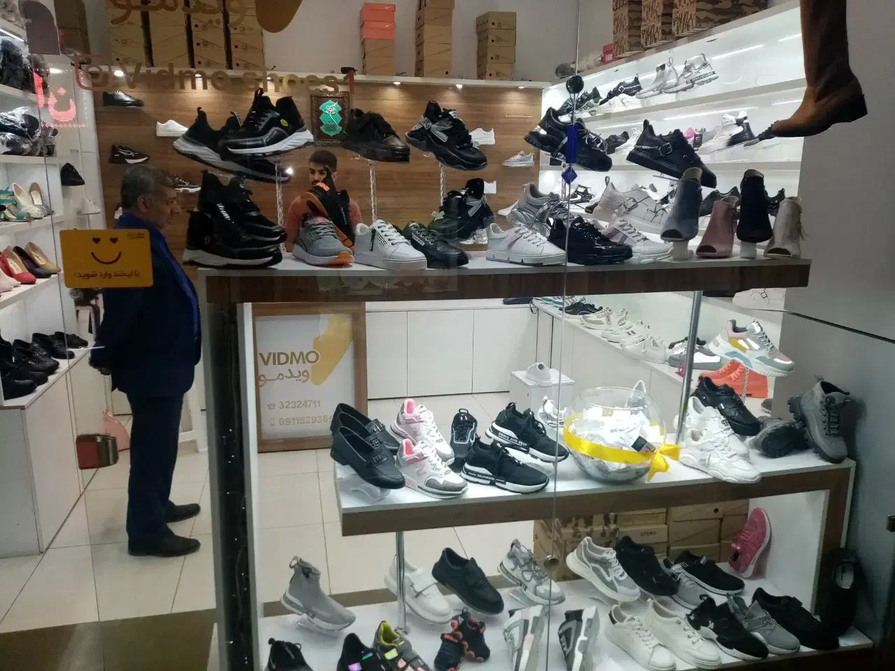 معاوضه یک باب مغازه بایک واحد آپارتمان هستم|فروش آپارتمان|گرگان, |دیوار