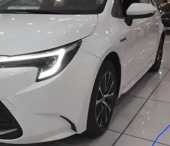 تویوتا لوین ۲۰۲۳هیبریدگارانتی فعال|خودرو سواری و وانت|نور, |دیوار