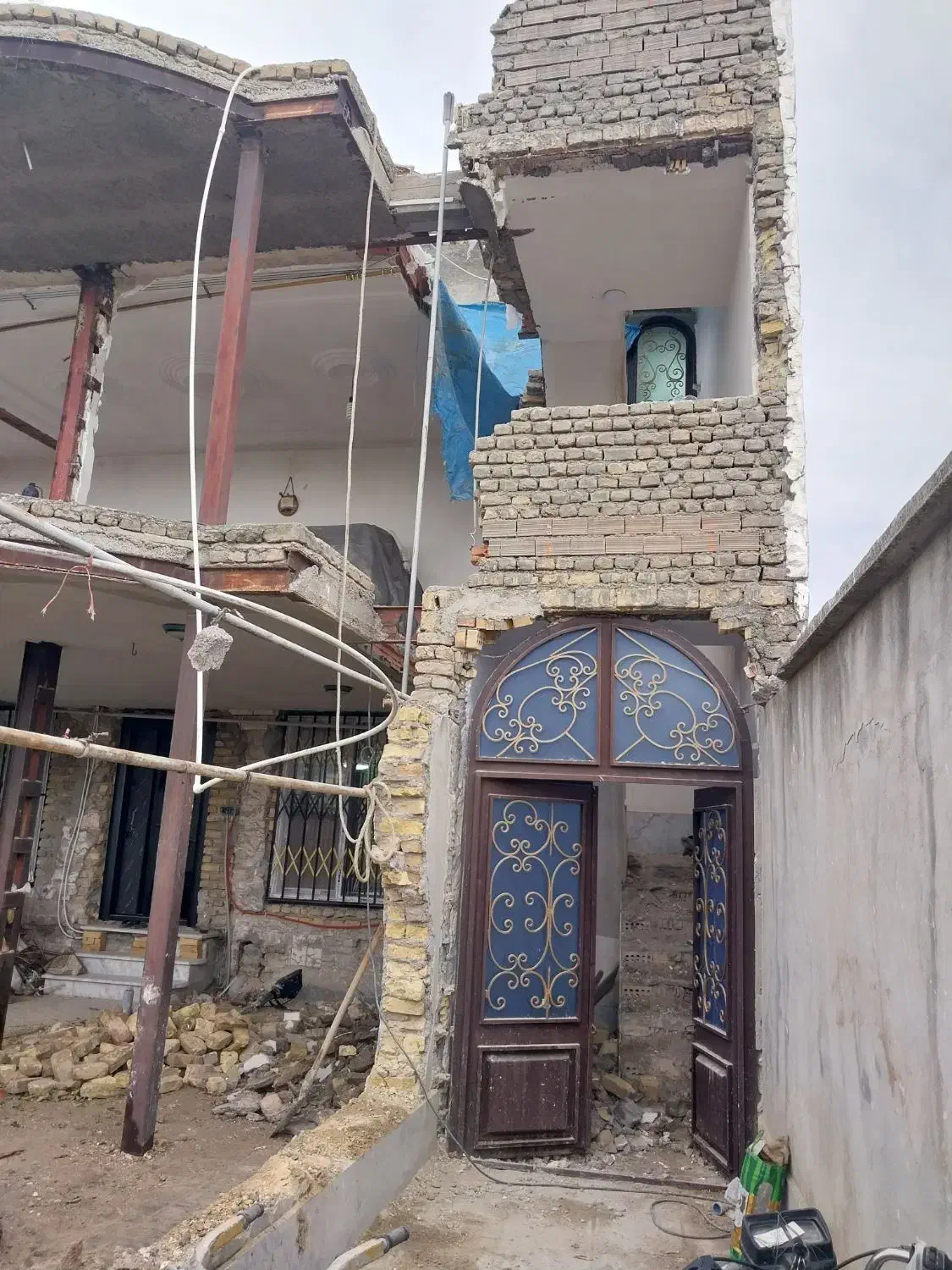 تخریبکار ساختمان|خدمات پیشه و مهارت|کلاله, |دیوار