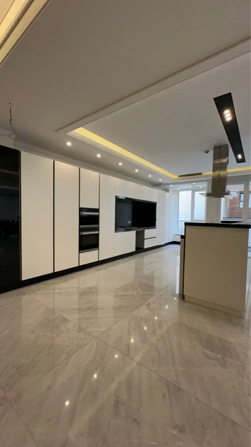 ۲۹۵ متر ۴ خواب مستر۳ پارکینگ قیطریه