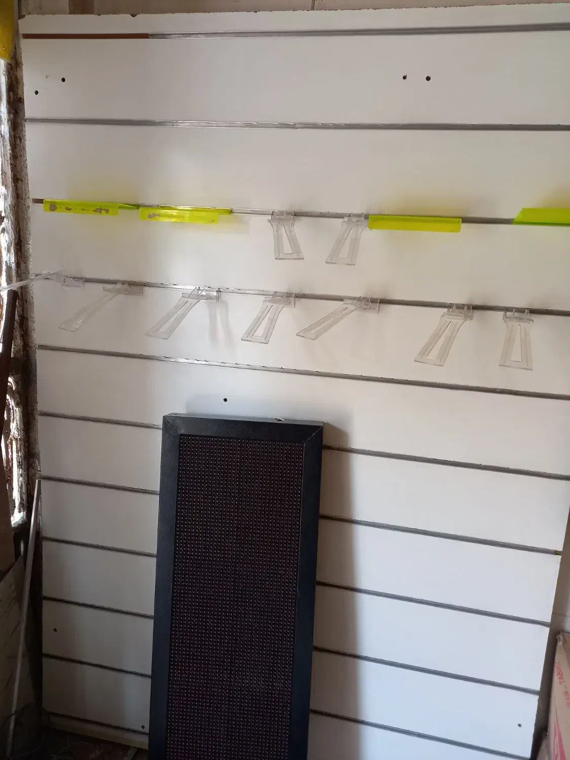 رگال زیگزالی تابلوروان پایه کفش تخلیه ام دی ف%|فروشگاه و مغازه|قم, زنبیل آباد|دیوار