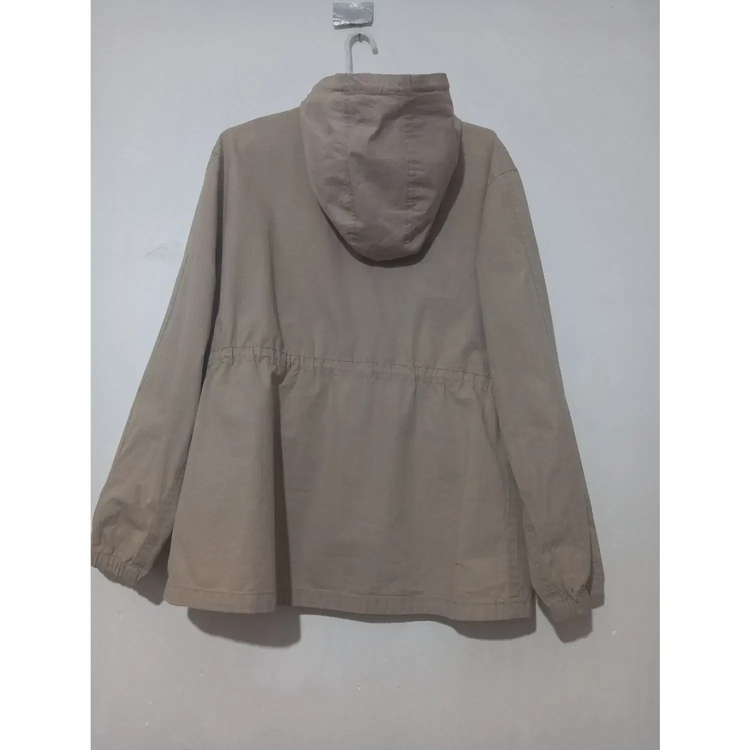 تخفیف ویژه مانتوهای پاییز ی و بافت ها|لباس|کرمان, |دیوار