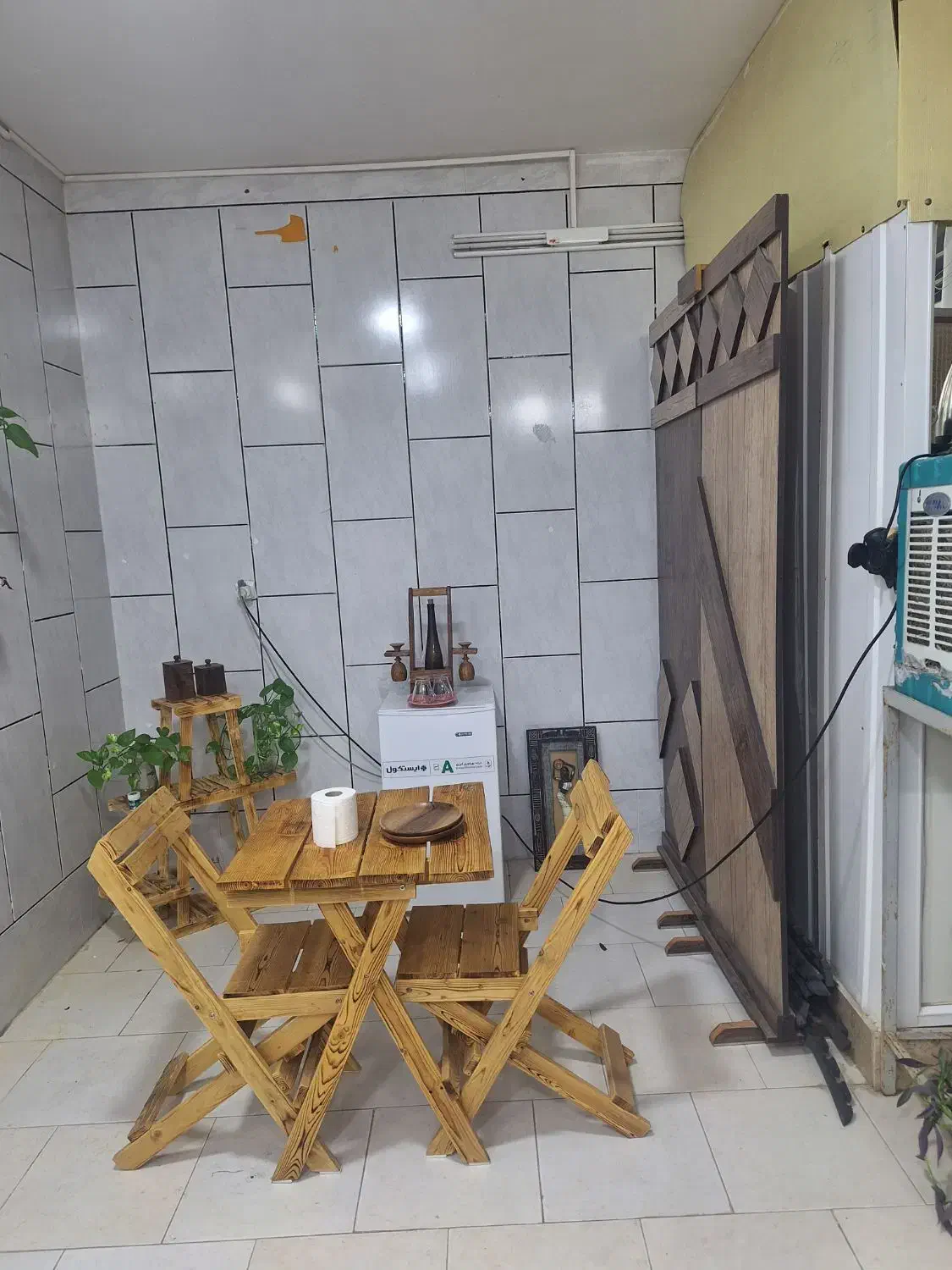 رهن کامل مغازه ۲۵متری تجاری در فیض الاسلام|اجارهٔ مغازه و غرفه|خمینی‌شهر, |دیوار