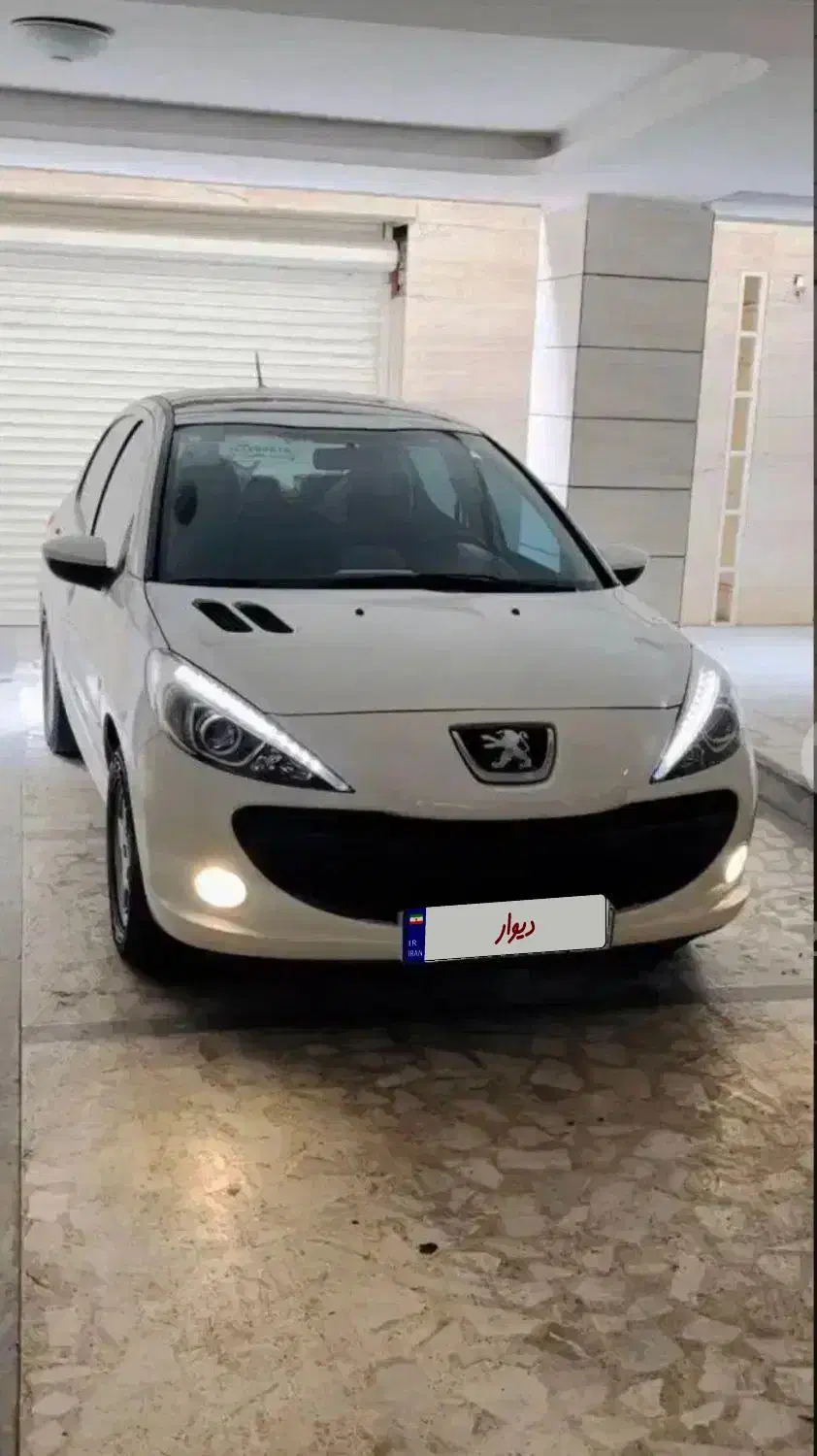 207درحد ۲۴/۱۲/۱۴۰۱|خودرو سواری و وانت|سنندج, |دیوار