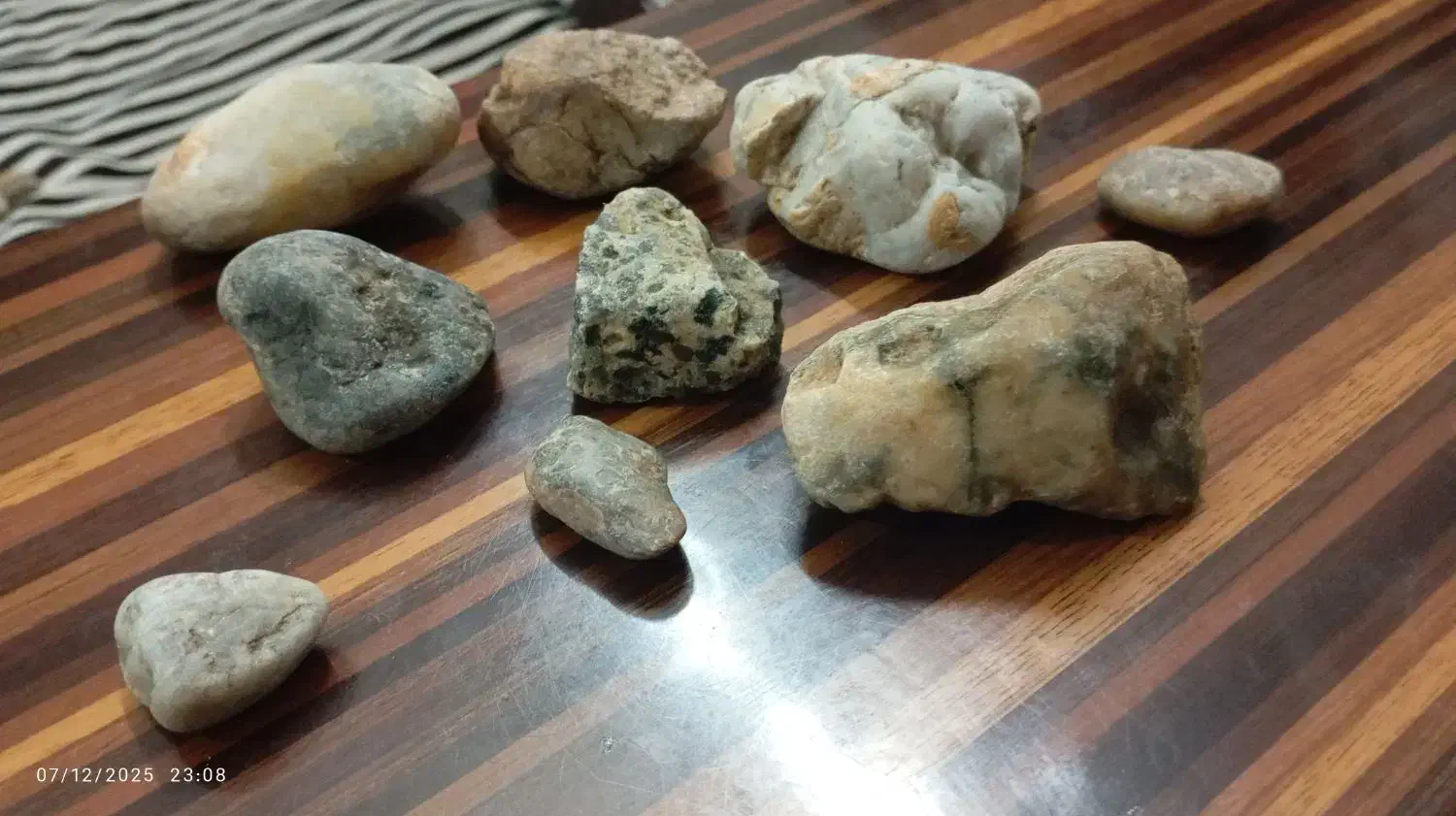 سنگ های قیمتی|جواهرات|همدان, |دیوار