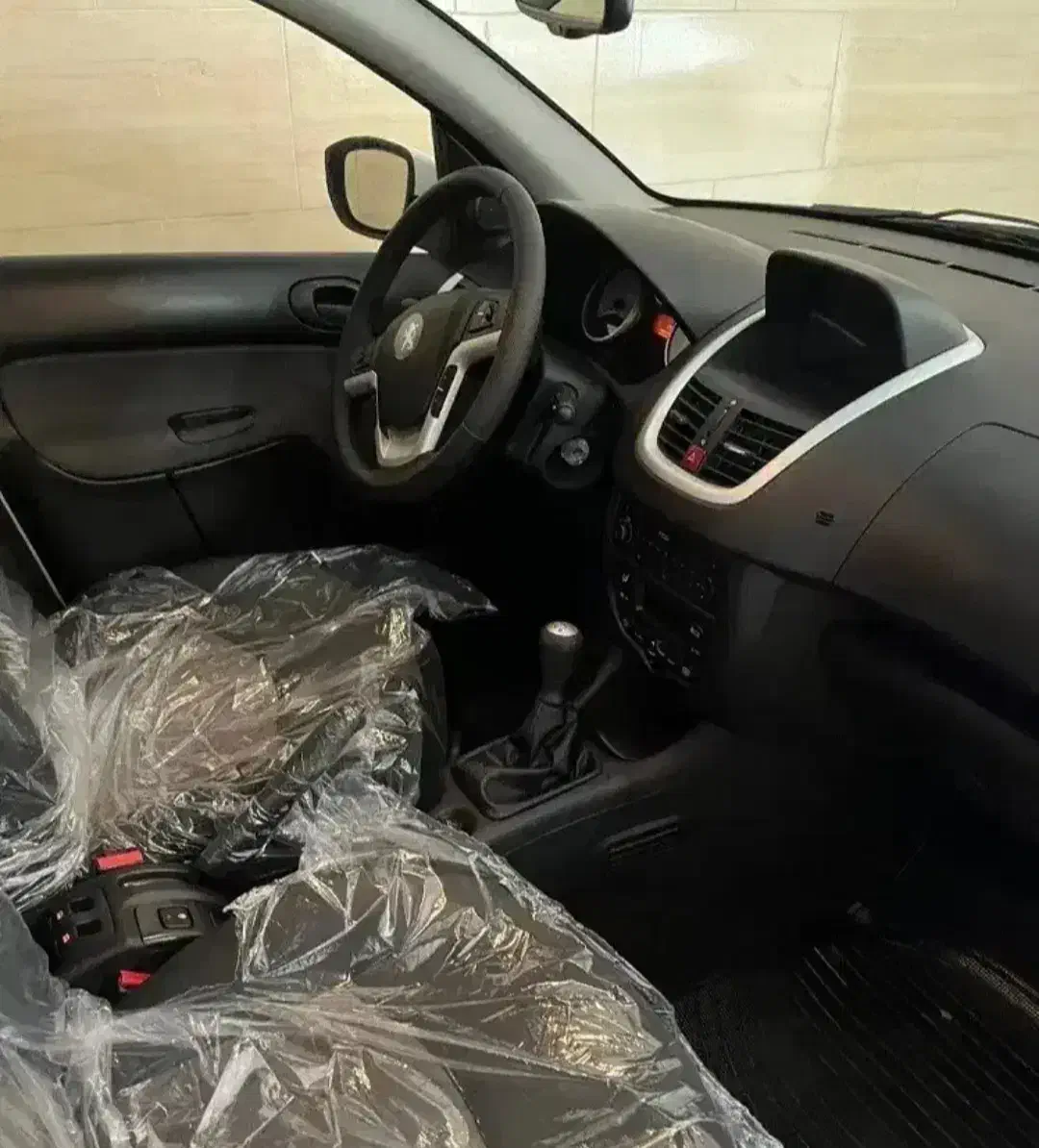 ۲۰۷ تیوتری صفر ۴۰۴|خودرو سواری و وانت|شیراز, پودنک|دیوار