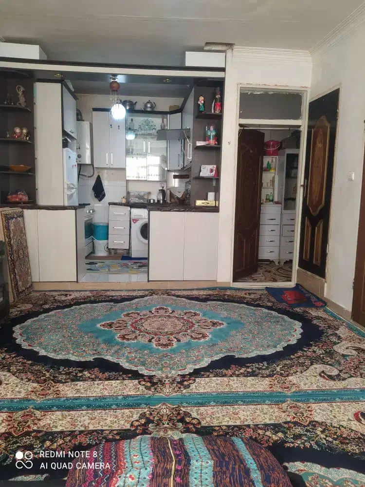 ۵۰ متر تک واحدی ۸۰۰ نقد ۱۰۰ تومن در رهن مستاجر|فروش آپارتمان|پاکدشت, پاکدشت (مامازند)|دیوار