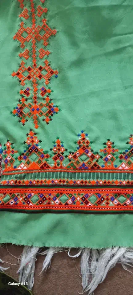 لباس|لباس|خوسف, |دیوار