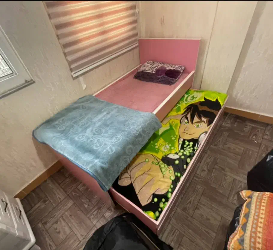 تخت خواب دونفره کشویی|تخت و سرویس خواب|میانه, |دیوار