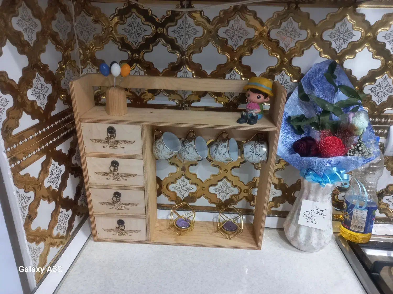 استندکشودارجدید|آب‌چکان و نظم‌دهنده ظروف|رباط‌کریم, نصیرشهر|دیوار