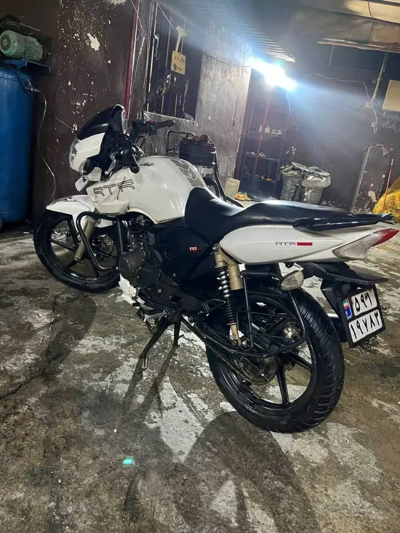 آپاچی ۱۸۰ فیس قدیم|موتورسیکلت|ساری, |دیوار