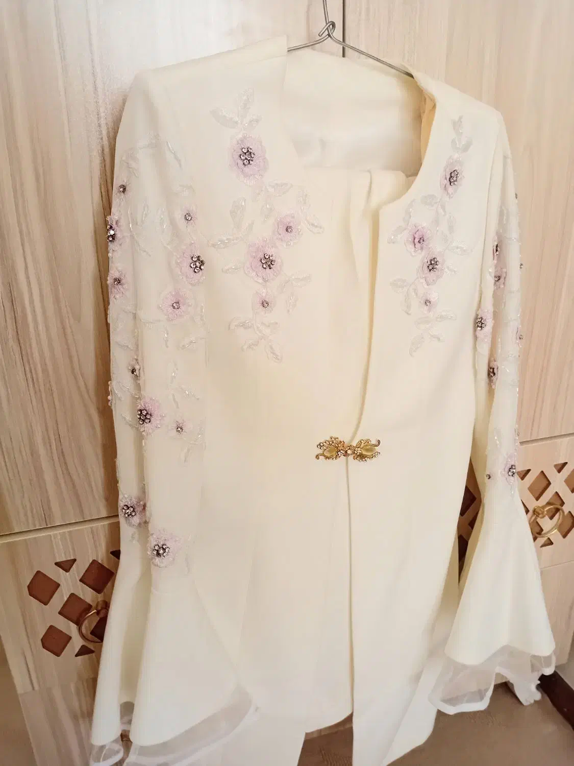 لباس عقد|لباس|زنجان, |دیوار