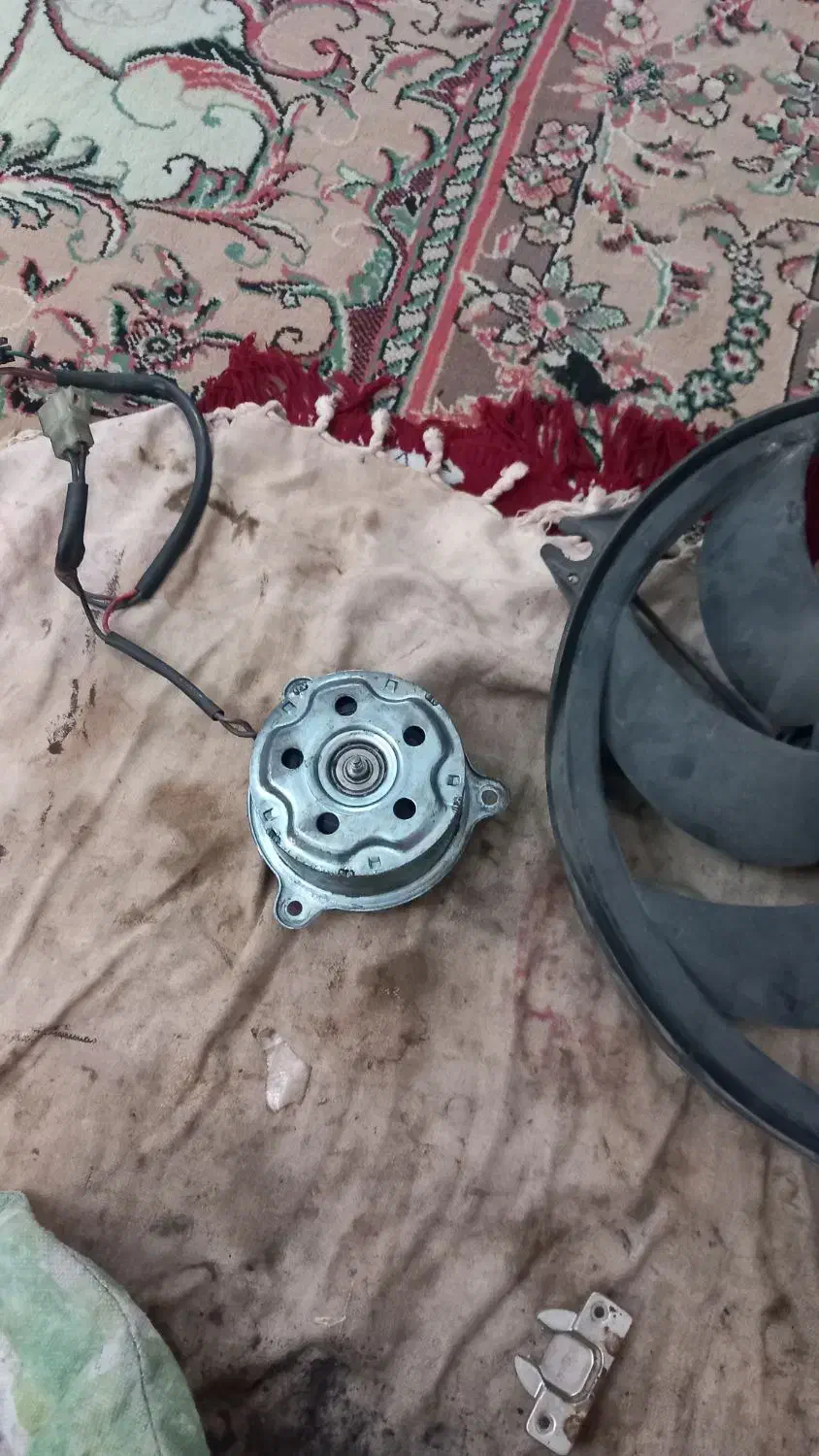 ۲ عدد فن ماشین ۲۰۶ کارکرده ولی سالم|قطعات یدکی و لوازم جانبی|قرچک, شهرک طلائیه|دیوار