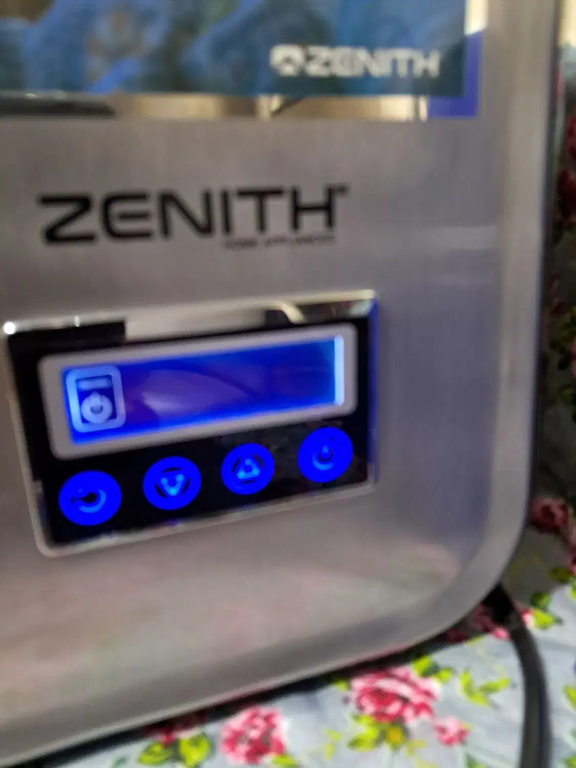 چرخ گوشت زنیت استیل کمصدا در حد نو|خردکن، آسیاب، غذاساز|پردیس, فاز ۱۱|دیوار