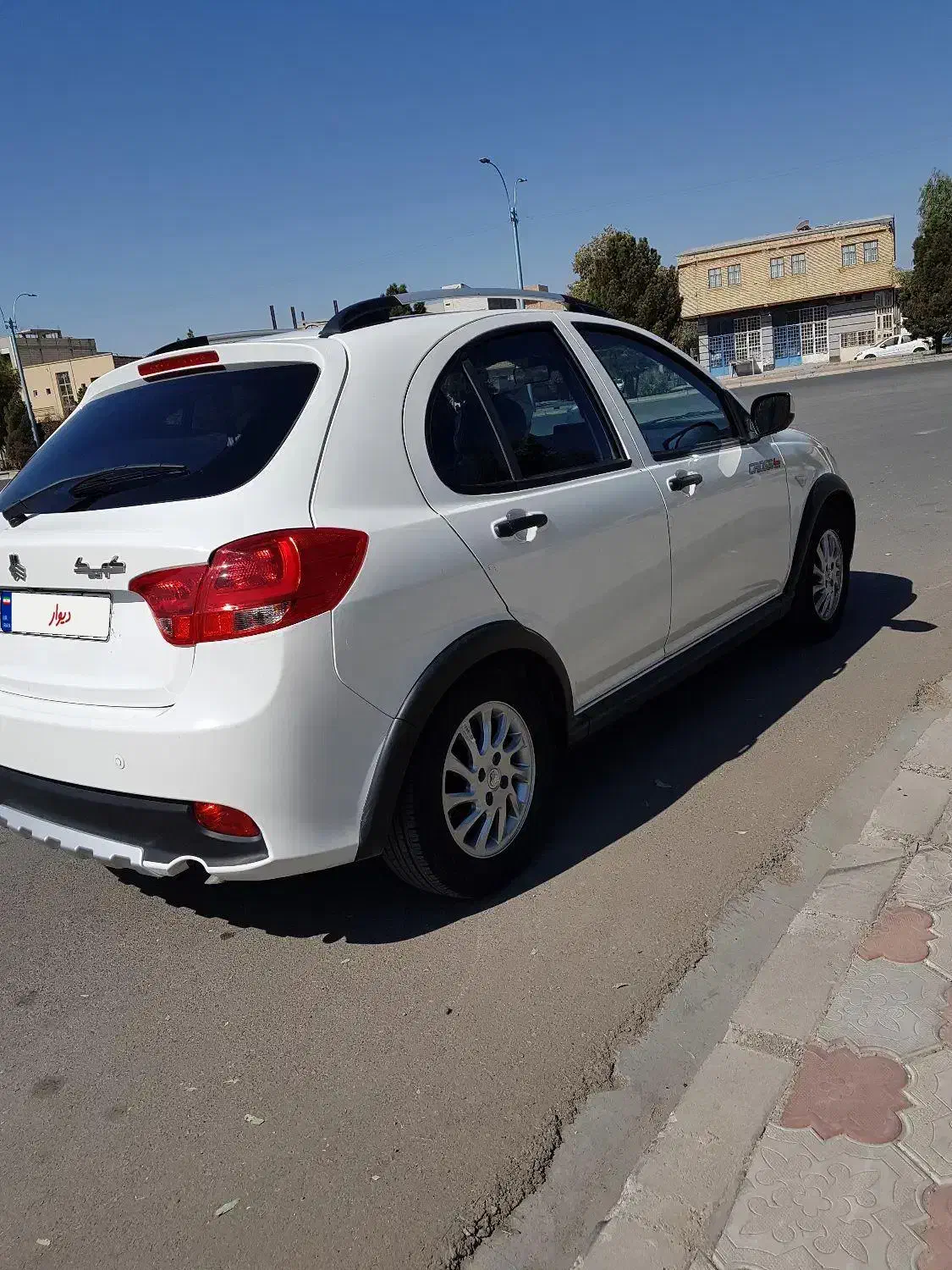 کوییک GXH مدل 1403 کارمندی. خانگی|خودرو سواری و وانت|سیرجان, |دیوار